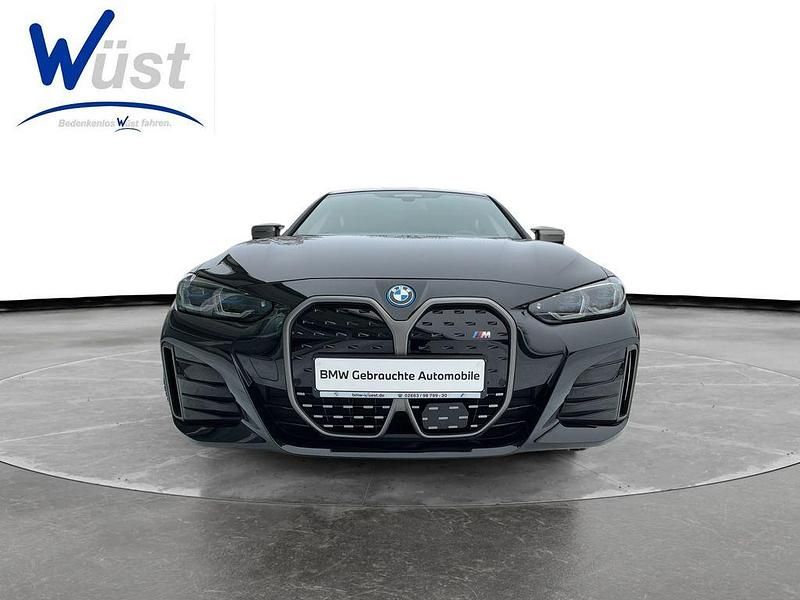 Gebraucht BMW i4 Performance 400 kW (544 PS) 2022 Saphirschwarz Limousine