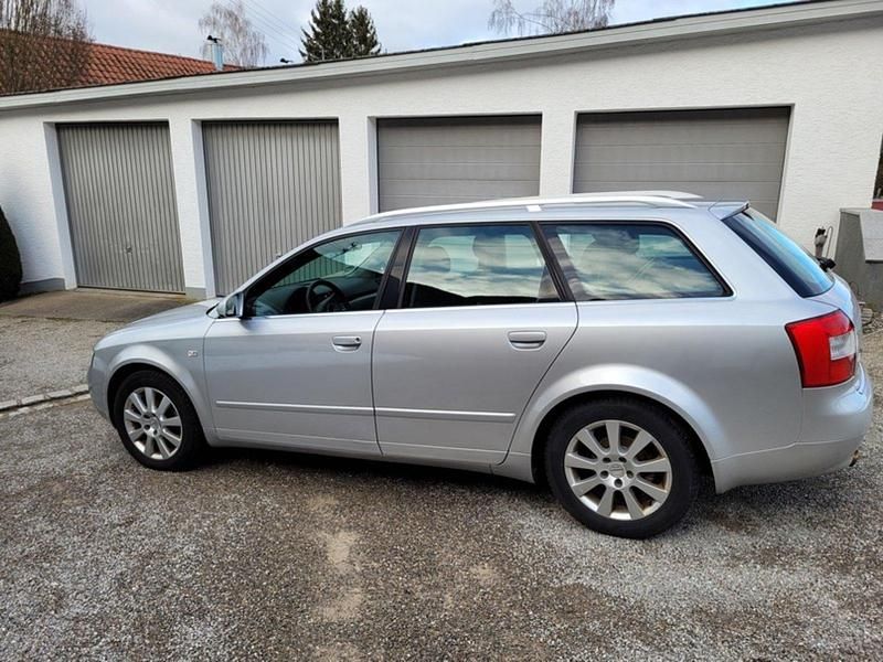 Gebraucht Audi A4 130 PS (95 kW) 2004 Silber Kombi