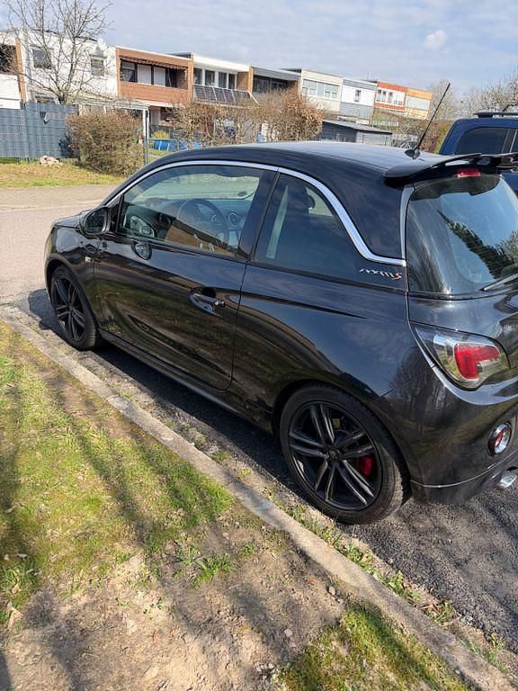 Gebraucht Opel Adam S 150 PS (110 kW) 2016 Schwarz Kleinwagen