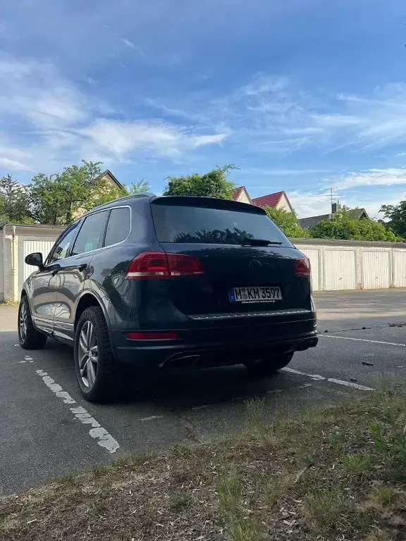 Gebraucht VW Touareg 239 PS (175 kW) 2010 Blau SUV