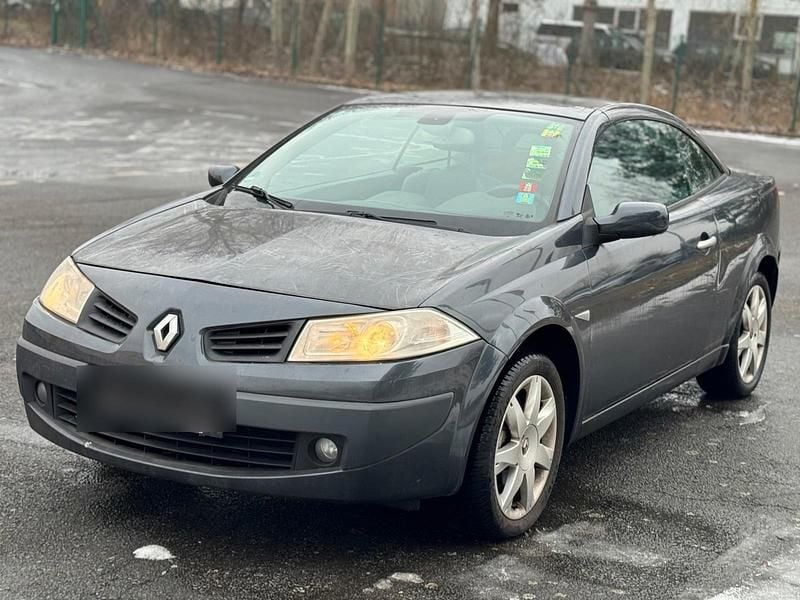 Gebraucht Renault Mégane Cabriolet Dynamique 135 PS (99 kW) 2006 Grau Cabrio