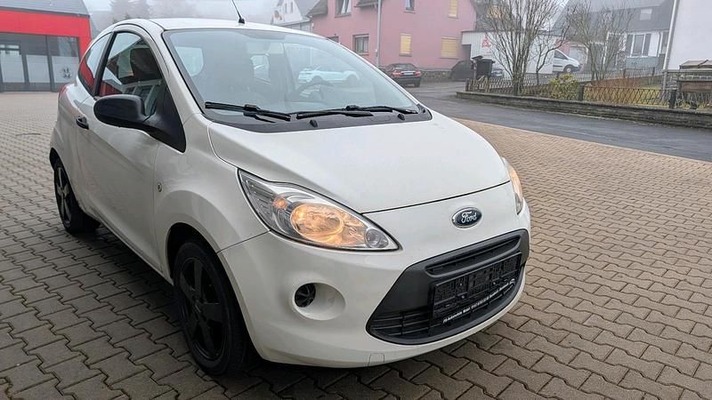 Gebraucht Ford Ka 70 PS (51 kW) 2011 Weiß Kleinwagen