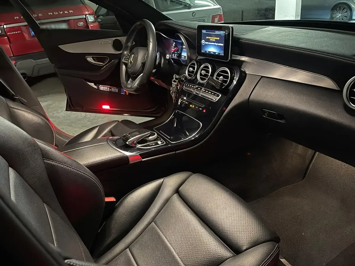 Gebraucht Mercedes 250 204 PS (150 kW) 2015 Schwarz Kombi
