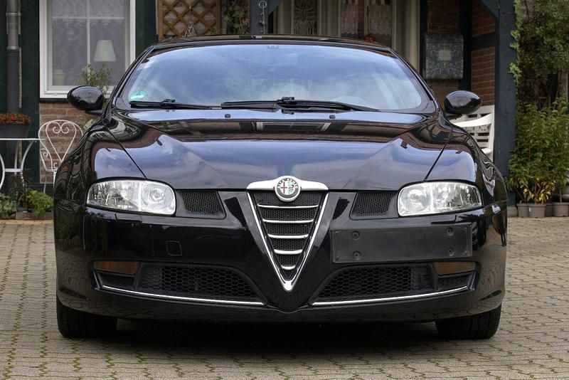 Schwarz Gebraucht 2009 Alfa Romeo GT Coupé | 5.200 € - Bild 1/4