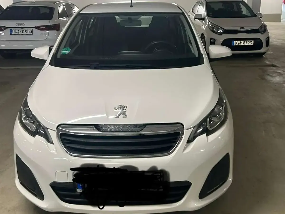 Gebraucht Peugeot 108 69 PS (50 kW) 2015 Weiß Limousine