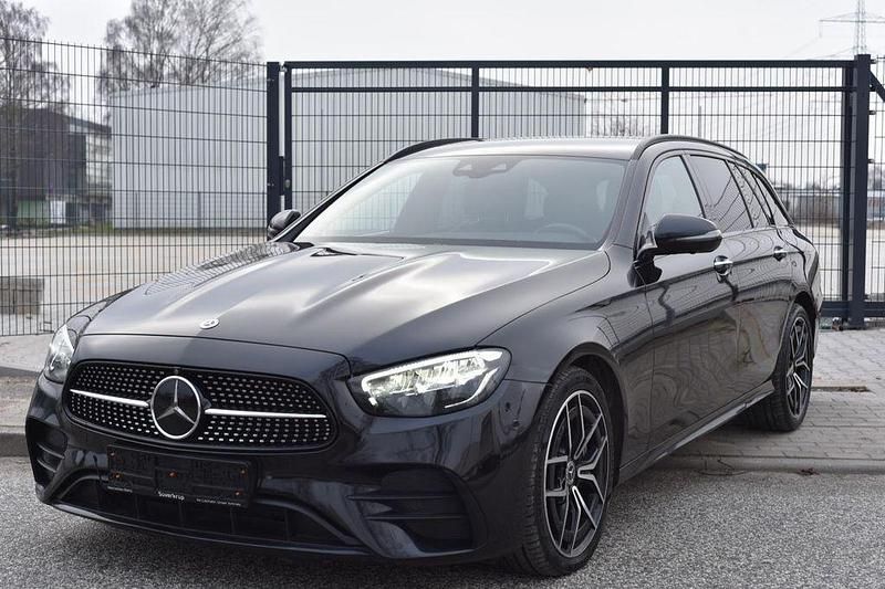 Gebraucht Mercedes E400 330 PS (242 kW) 2022 Schwarz Limousine