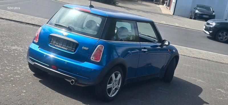 Second-hand Mini Cooper 2006 Albastru Hatchback