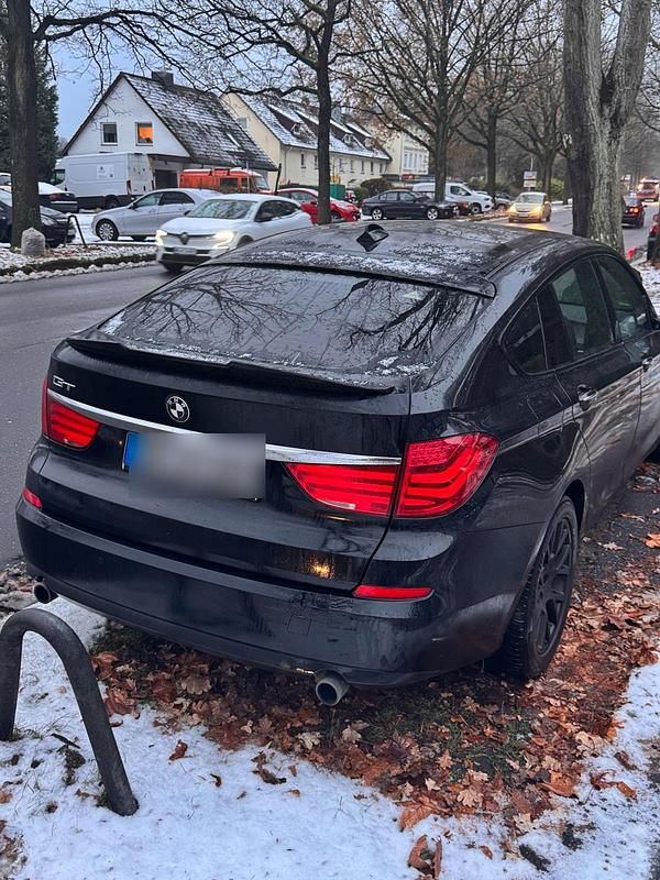 Schwarz Gebraucht 2010 BMW 535 Gran Turismo Limousine | 8.999 € (Fairer Preis) - Bild 1/4