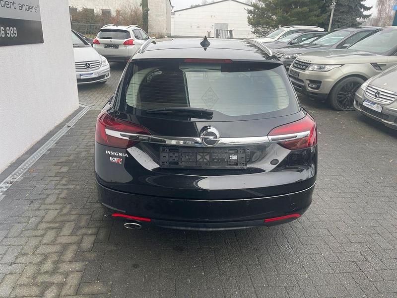 Second-hand Opel Insignia 170 CP (125 kW) 2017 Negru Break