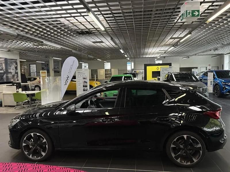 Gebraucht Cupra Leon Basis 150 PS (110 kW) 2024 Schwarz Limousine