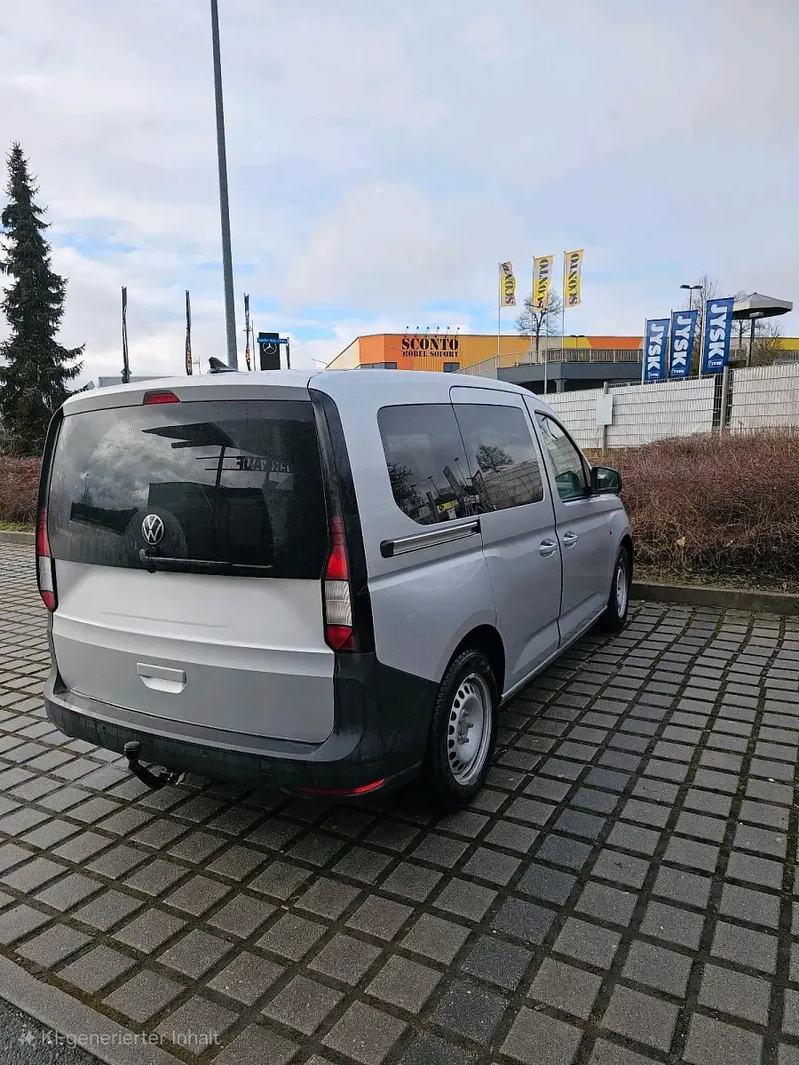 Gebraucht VW Caddy 90 PS (66 kW) 2024 Silber Van / Kleinbus