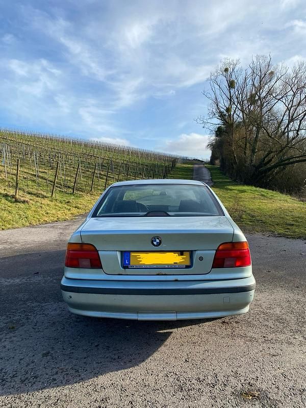Gebraucht BMW 528 193 PS (141 kW) 1996 Limousine