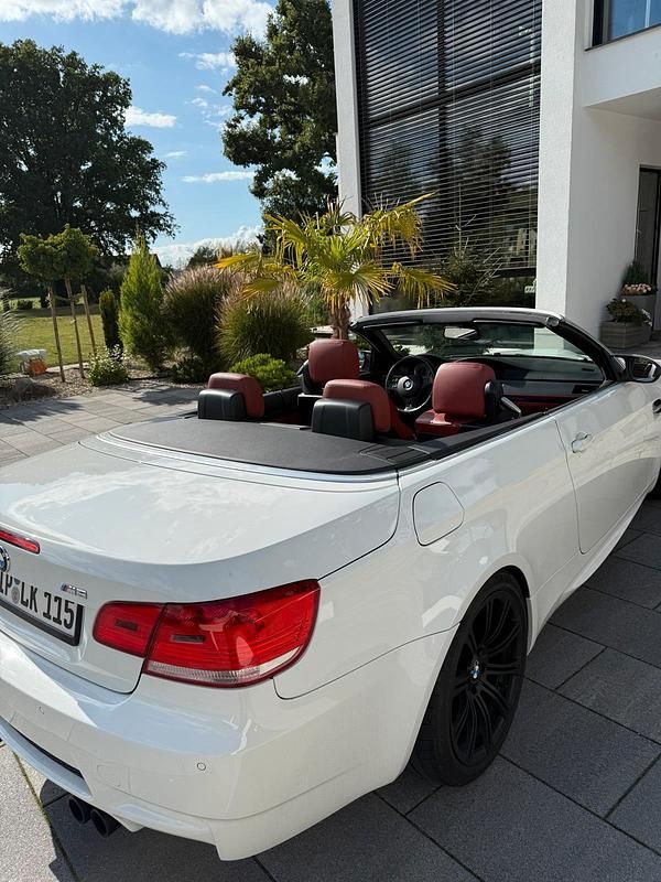 Weiß Gebraucht 2008 BMW M3 Cabriolet Sport Line Cabrio | 42.500 € (Fairer Preis) - Bild 1/4