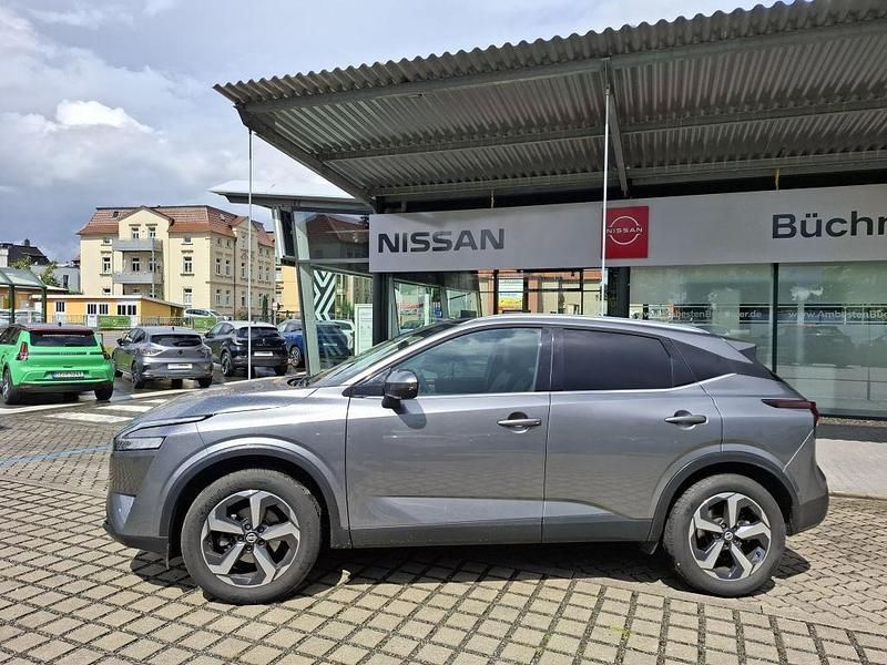 Grau Gebraucht 2021 Nissan Qashqai SUV | 23.985 € (Fairer Preis) - Bild 1/4