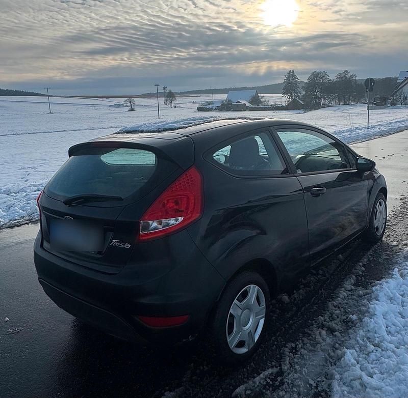 Gebraucht Ford Fiesta 82 PS (60 kW) 2010 Schwarz Kleinwagen