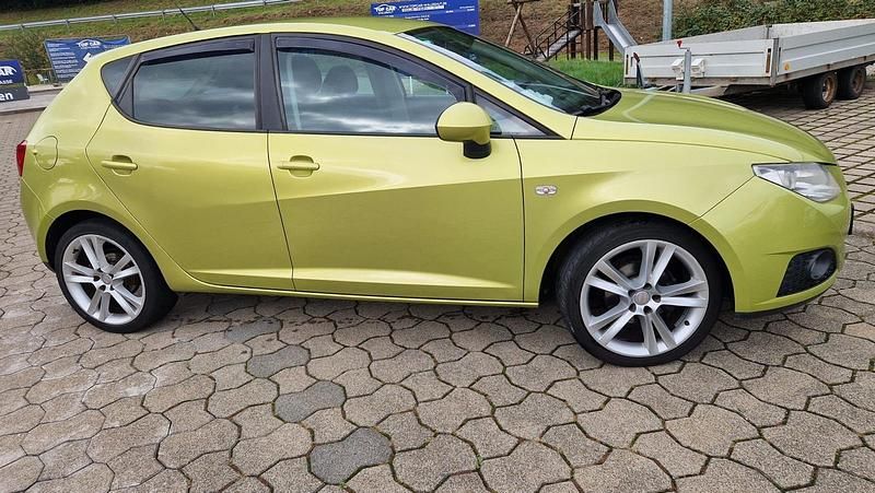 Gebraucht Seat Ibiza 105 PS (77 kW) 2009 Gelb Kleinwagen