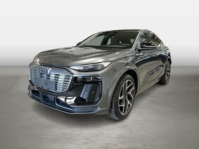 Daytonagrau perleffekt Gebraucht 2025 Audi Q6 Sportback e-tron Performance SUV | 77.580 € (Guter Preis) - Bild 1/4