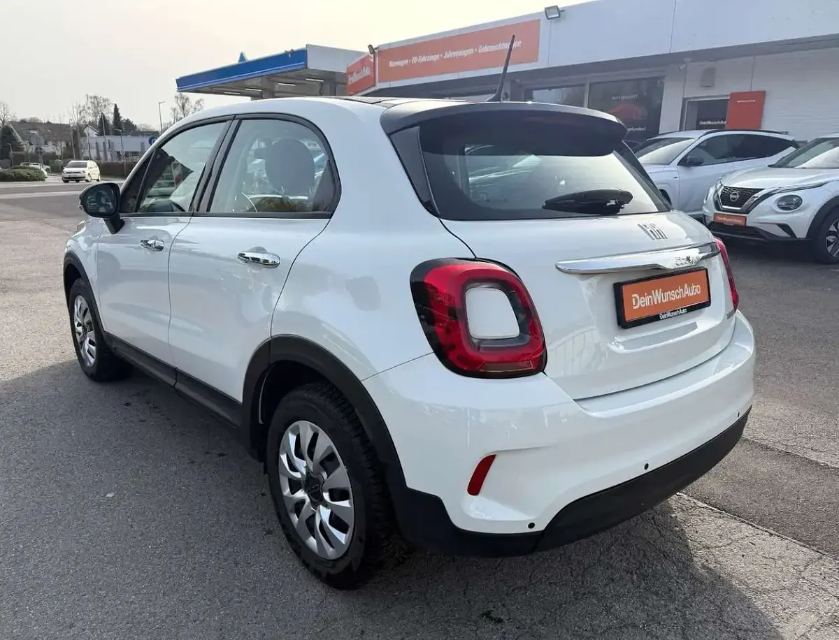 Gebraucht Fiat 500X Basis 131 PS (96 kW) 2024 Weiß SUV