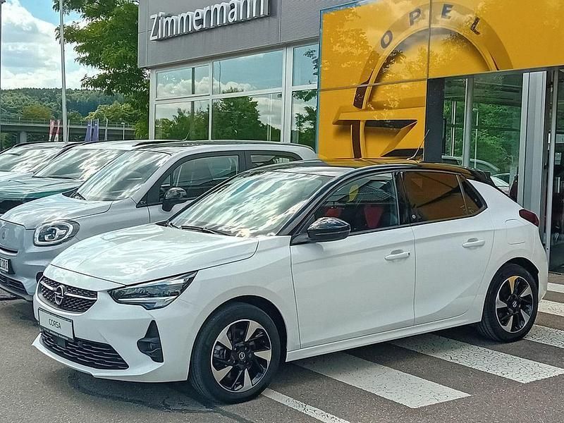 White jade Gebraucht 2022 Opel Corsa-e GS Line Kleinwagen | 17.950 € (Etwas zu teuer) - Bild 1/4
