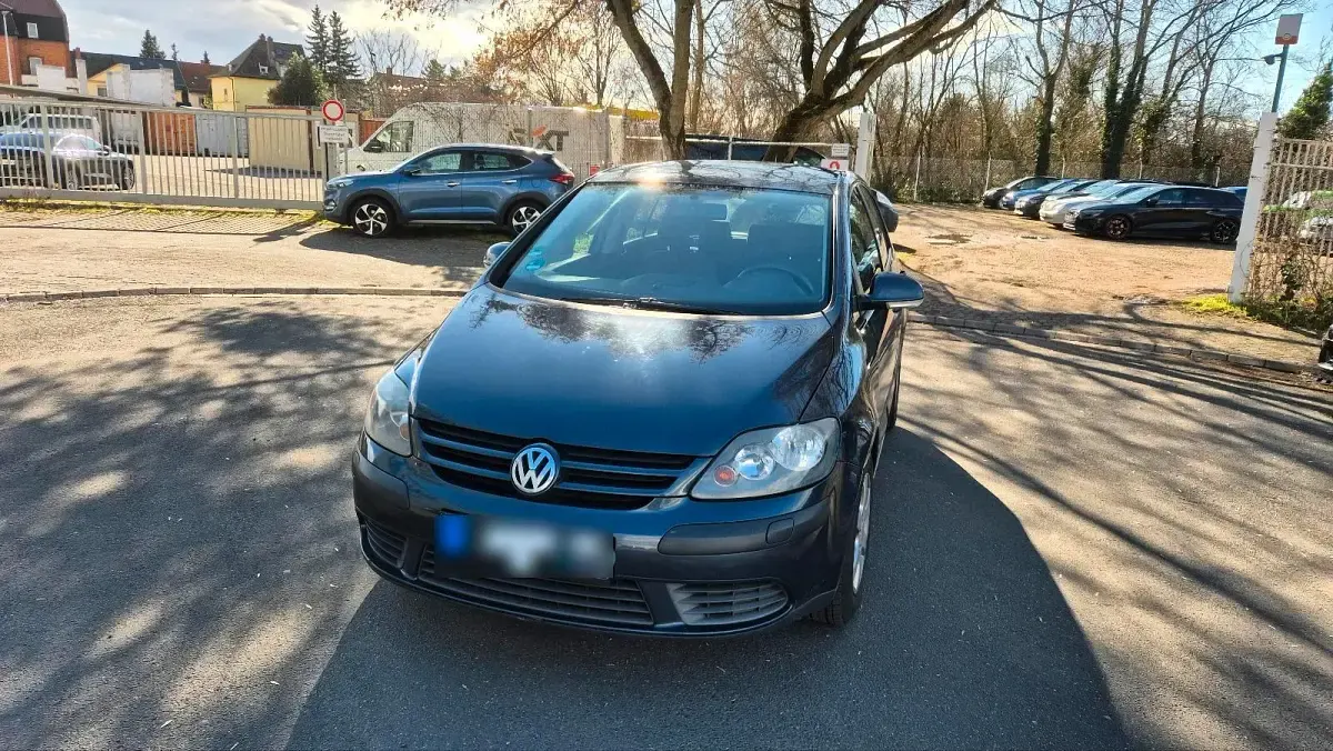Gebraucht VW Golf IV 116 PS (85 kW) 2005 Blau Kleinwagen