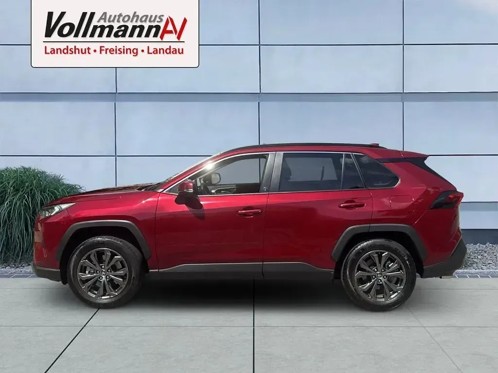 Gebraucht Toyota RAV4 Hybrid Team 218 PS (160 kW) 2024 Rot SUV