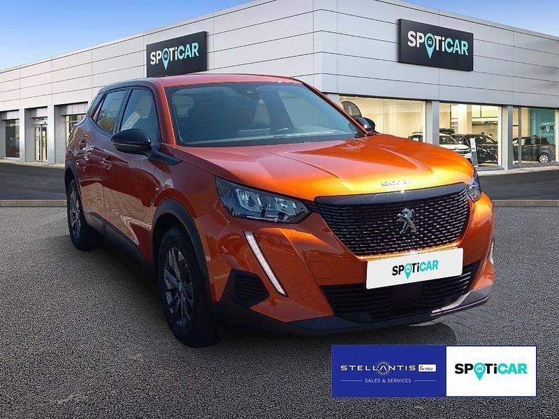 Gebraucht Peugeot 2008 Active 101 PS (74 kW) 2022 Orange SUV