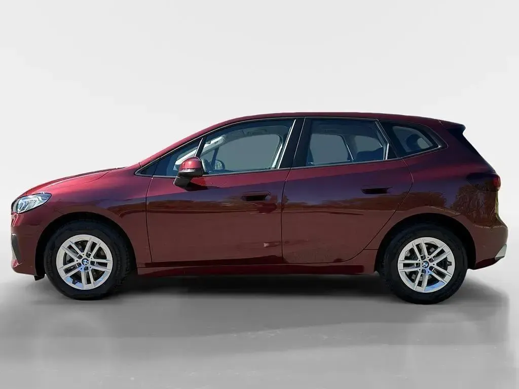 Gebraucht BMW 220 156 PS (114 kW) 2023 Piemont rot Kombi