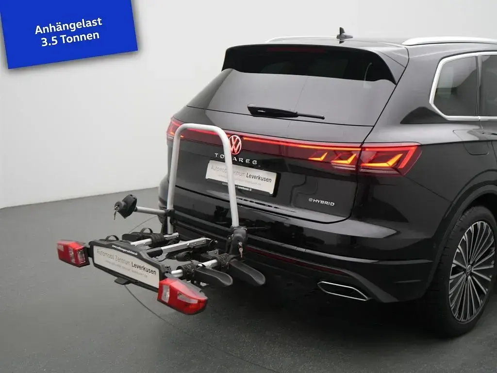 Gebraucht VW Touareg Elegance 381 PS (280 kW) 2025 Schwarz / grenadillschwarz (metallic) SUV