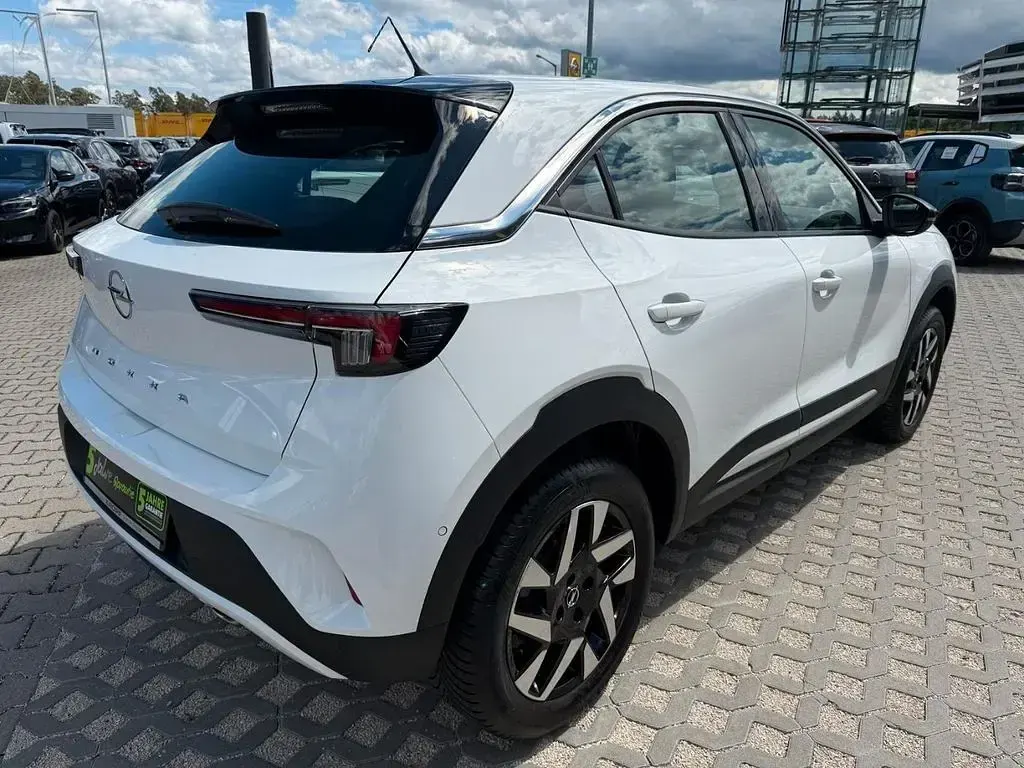 Gebraucht Opel Mokka Business Elegance 131 PS (96 kW) 2023 Jade weiss/arktis weiss SUV