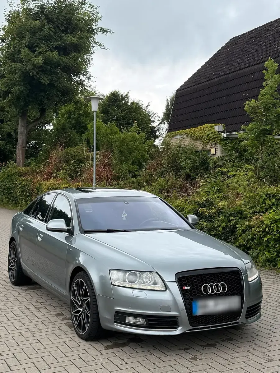 Gebraucht Audi A6 Comfort 240 PS (176 kW) 2010 Grau Limousine