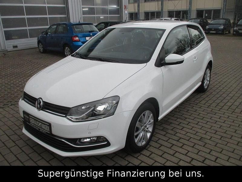 Gebraucht VW Polo Comfortline 75 PS (55 kW) 2017 Weiß Kleinwagen