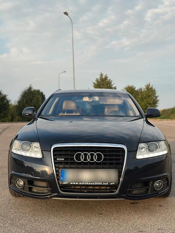 Blau Gebraucht 2010 Audi A6 S-Line Kombi | 8.600 € (Teuer) - Bild 1/4