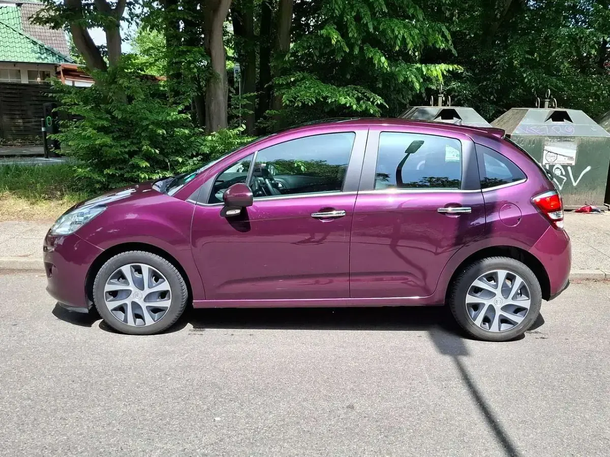 Usado Citroën C3 PureTech 82 CV (60 kW) 2016 Púrpura Berlina