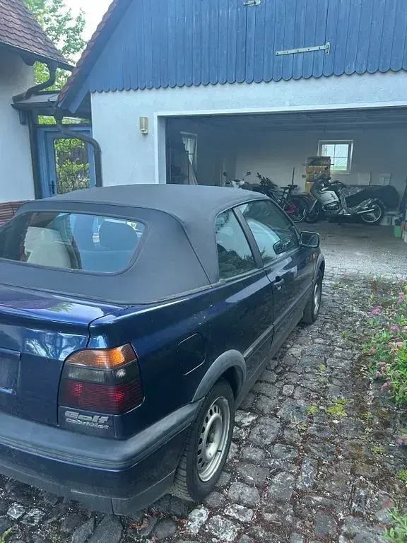 Gebraucht VW Golf Cabriolet 116 PS (85 kW) 1997 Blau Cabrio