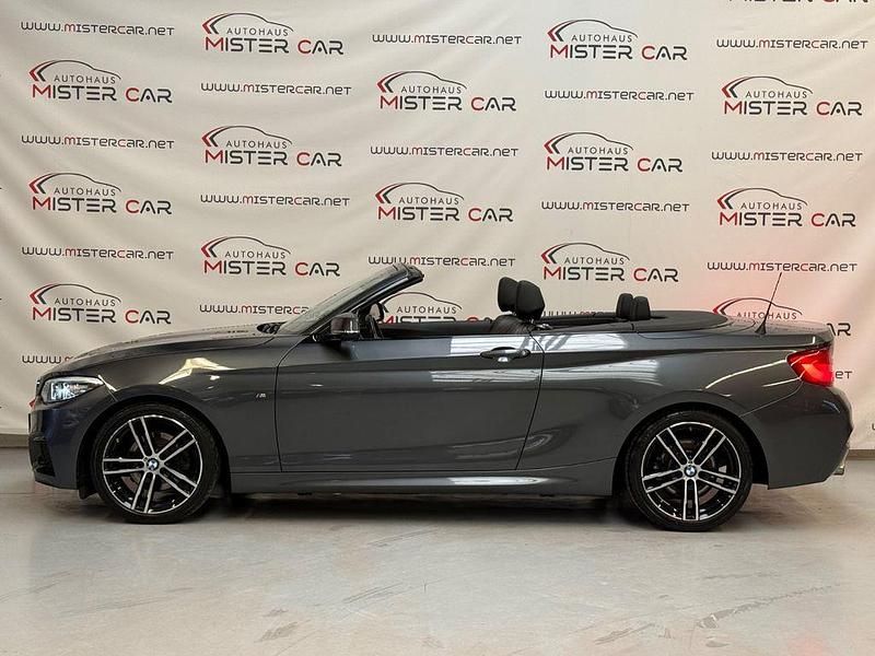 Gebraucht BMW 220 M Sport 184 PS (135 kW) 2019 Mineralgrau metallic Cabrio