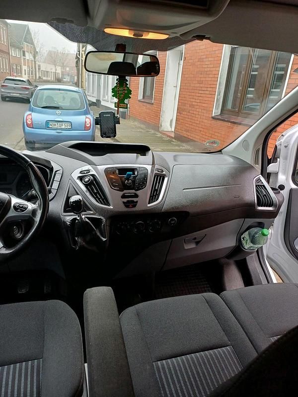 Gebraucht Ford Transit 105 PS (77 kW) 2017 Weiß Van / Kleinbus