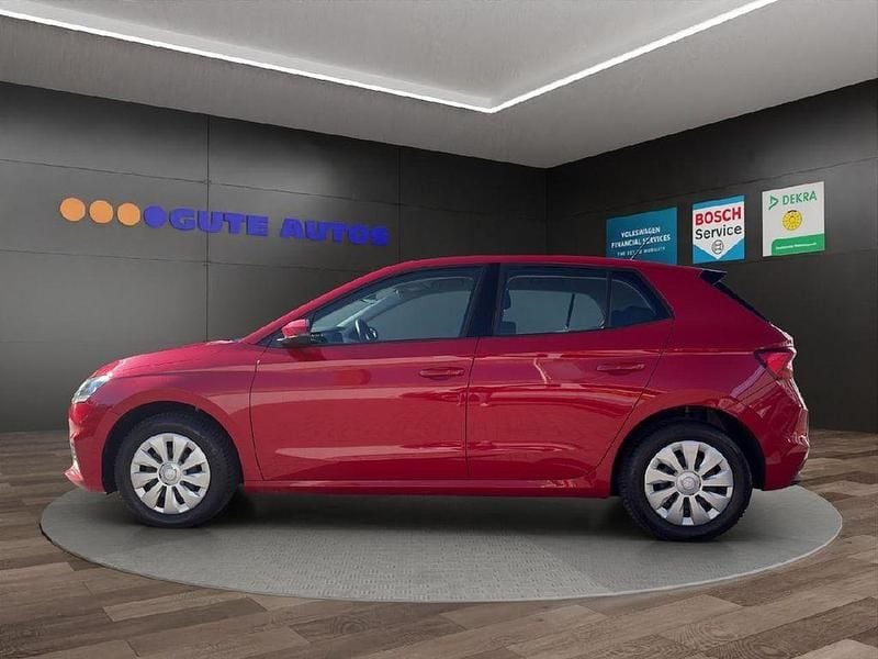 Gebraucht Skoda Fabia Ambition 80 PS (58 kW) 2023 Velvet red metallic Kleinwagen