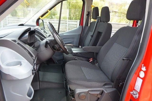 Gebraucht Ford Transit Trend 101 PS (74 kW) 2016 Rot Kombi