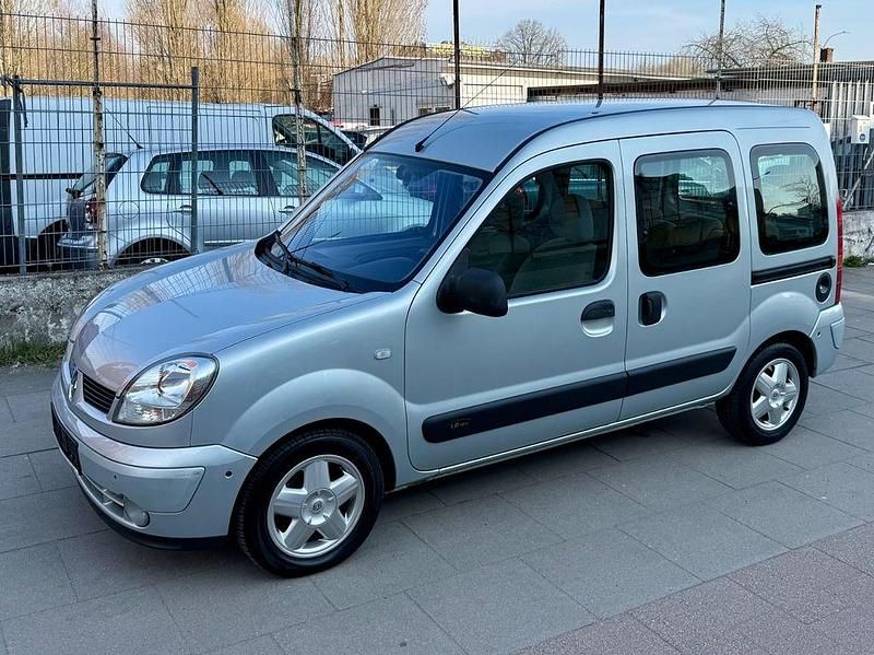 Gebraucht Renault Kangoo Campus 75 PS (55 kW) 2005 Silber Van / Kleinbus