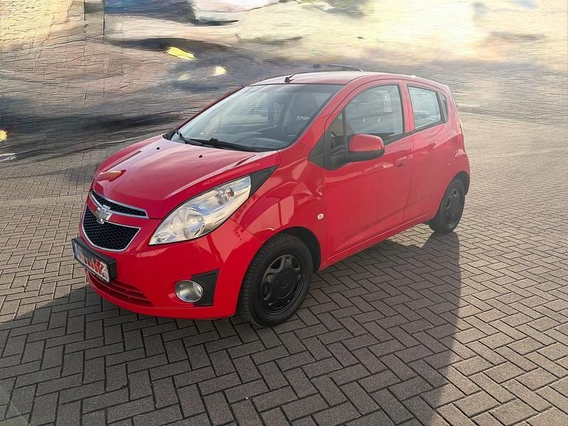 Gebraucht Chevrolet Spark 67 PS (49 kW) 2012 Rot Kleinwagen