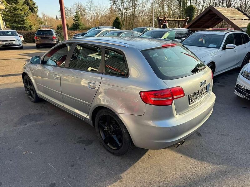 Gebraucht Audi A3 S-Line 125 PS (91 kW) 2009 Monzasilber metallic Kleinwagen