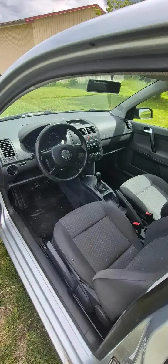 Gebraucht VW Polo 54 PS (39 kW) 2005 Silber Kleinwagen