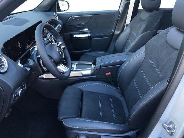 Gebraucht Mercedes GLB200 163 PS (119 kW) 2025 SUV