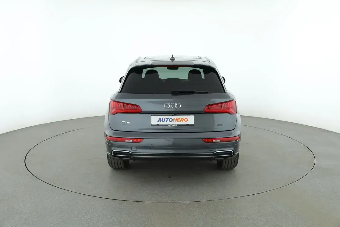 Gebraucht Audi Q5 Sport 245 PS (180 kW) 2019 Grau SUV