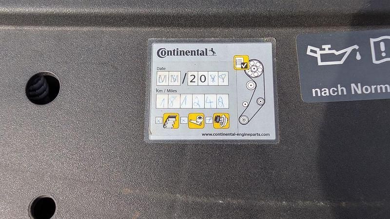 Gebraucht VW Caddy 75 PS (55 kW) 2010 Silber Van / Kleinbus