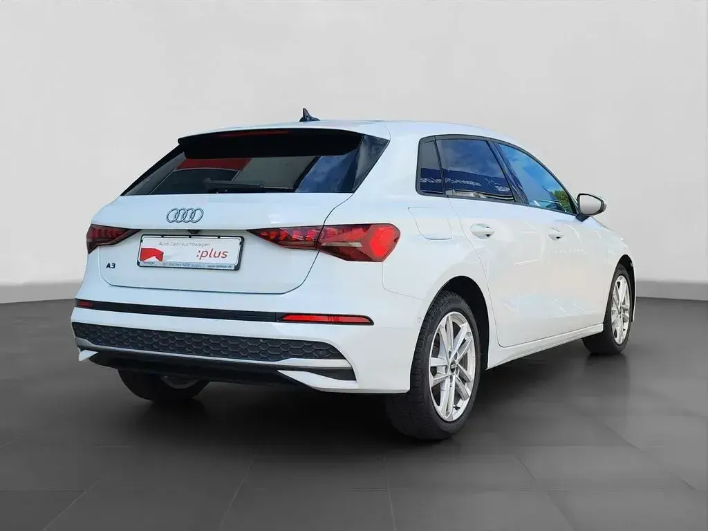 Gebraucht Audi A3 S-Line 204 PS (150 kW) 2025 Weiß Limousine
