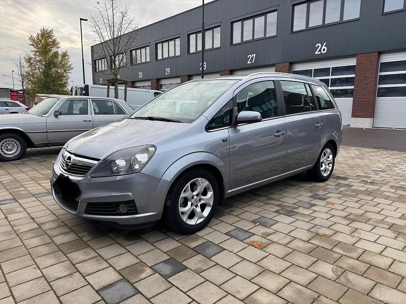 Blau Gebraucht 2007 Opel Zafira Kombi | 2.800 € (Fairer Preis) - Bild 1/4