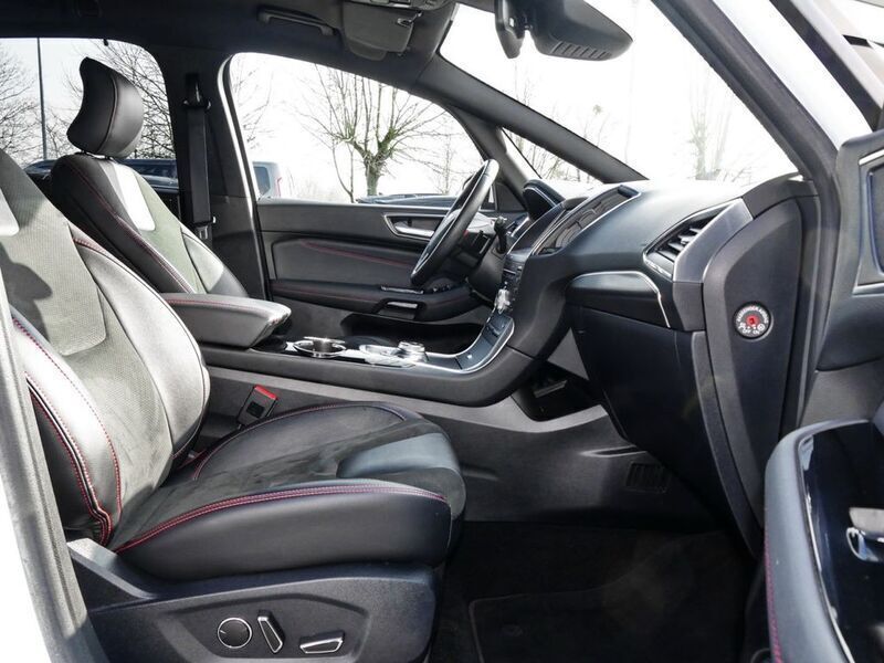 Gebraucht Ford S-MAX ST-Line 241 PS (177 kW) 2020 Frostweiß Van / Kleinbus