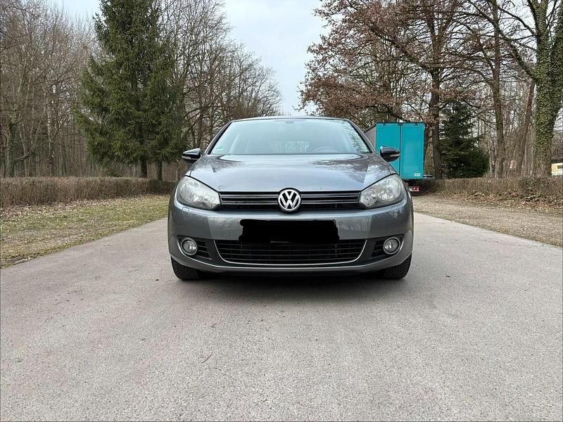 Gebraucht VW Golf VI 80 PS (58 kW) 2011 Grau Kleinwagen