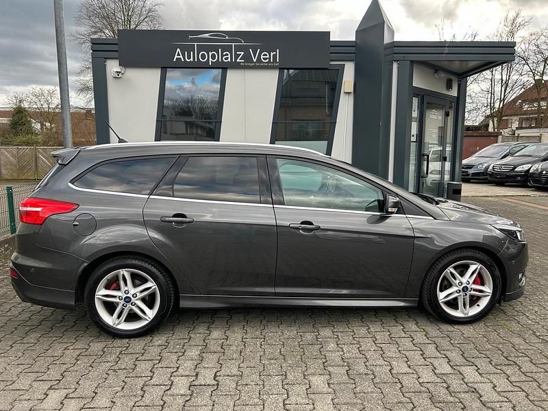 Gebraucht Ford Focus ST-Line 150 PS (110 kW) 2018 Grau Kombi